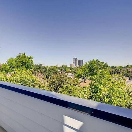 4 Story Home Mins To Downtown Houston With City Views Exteriör bild