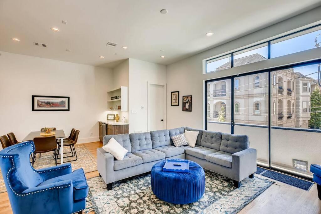 4 Story Home Mins To Downtown Houston With City Views Exteriör bild
