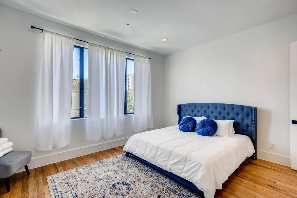 4 Story Home Mins To Downtown Houston With City Views Exteriör bild